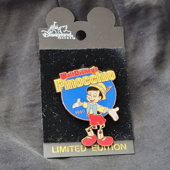 WDW Countdown to the Millennium Pinocchio Dangle Legs #85 of 101 - Picture 1 of 5